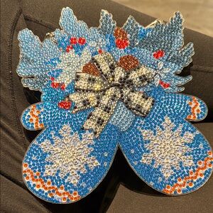 Completed Festive Mitten Wall Hanging